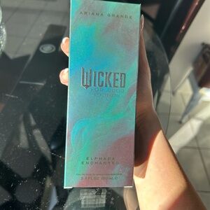 Ariana Grande Wicked for Good Perfume - Iridescent Blue and Green